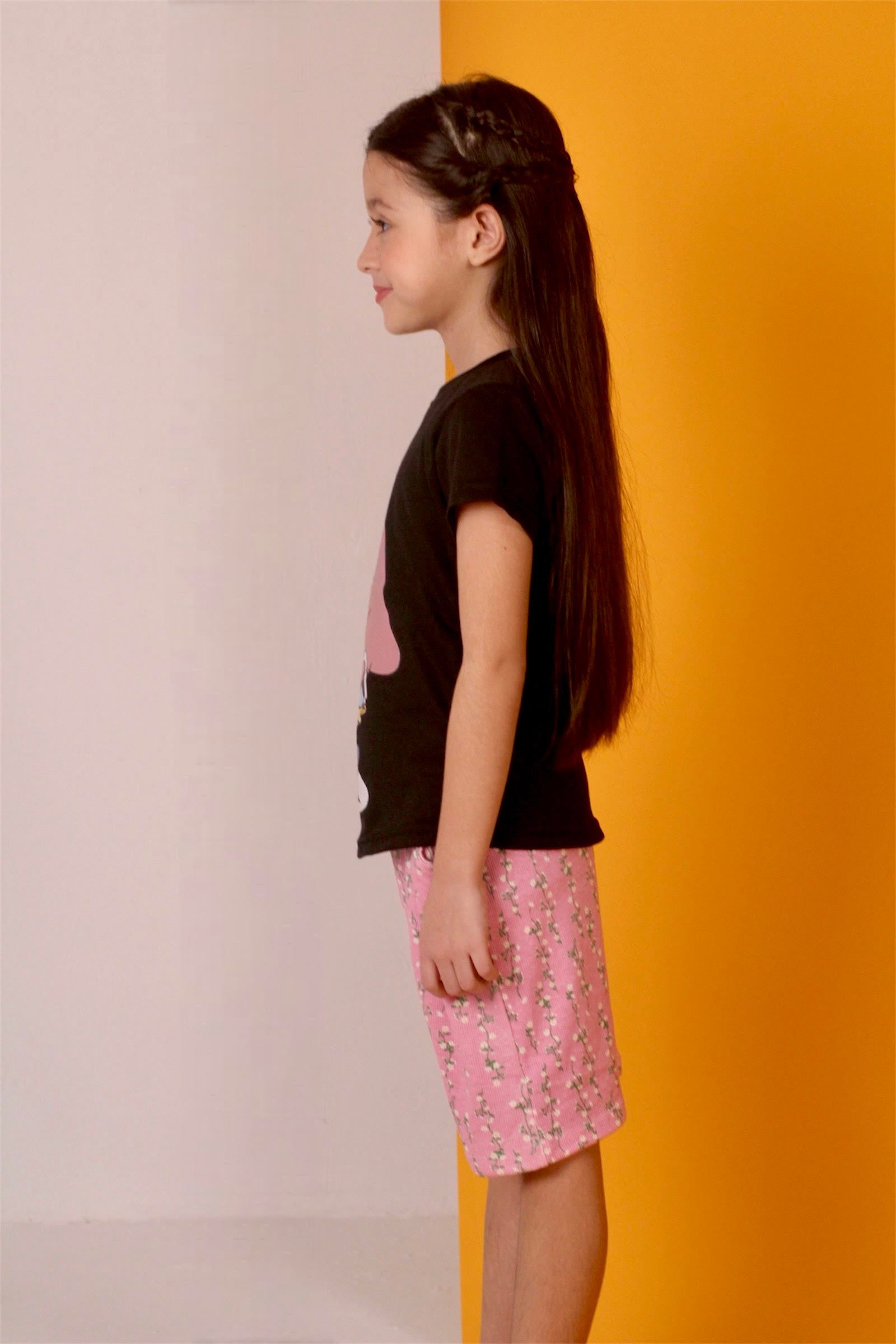 Daisy duck lycra jersey black shirt girl